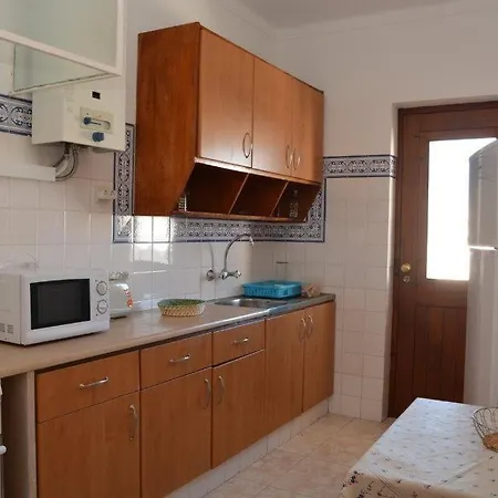 Cosy And Sunny Near The Beach 3 *